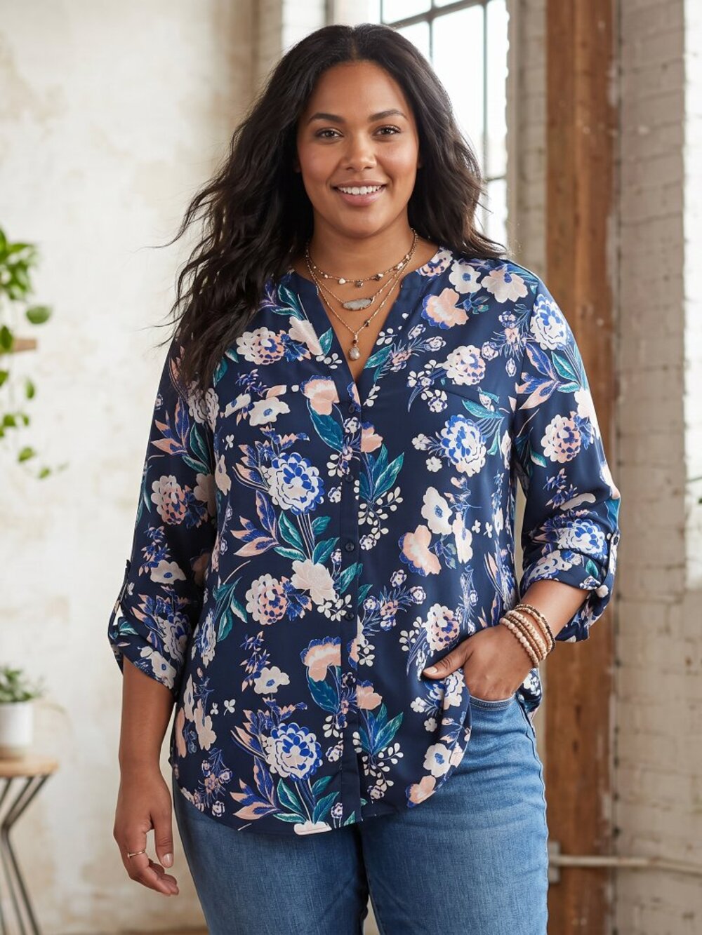 Simply Emma Floral Boho Top Navy Flowy V Neck Office Cottage Romantic Size 1X